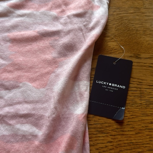 BNWT Lucky brand pink camo tee - Picture 2 of 5